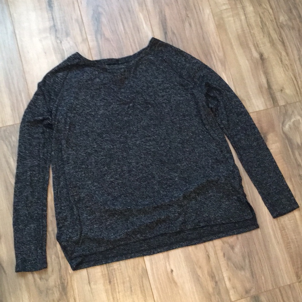 Long sleeve silky soft cotton shirt!